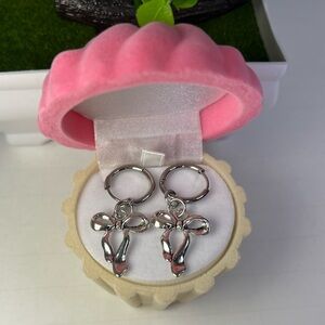 Silver Bow Hoop Pendant Earrings  + Cupcake Jewelry Case